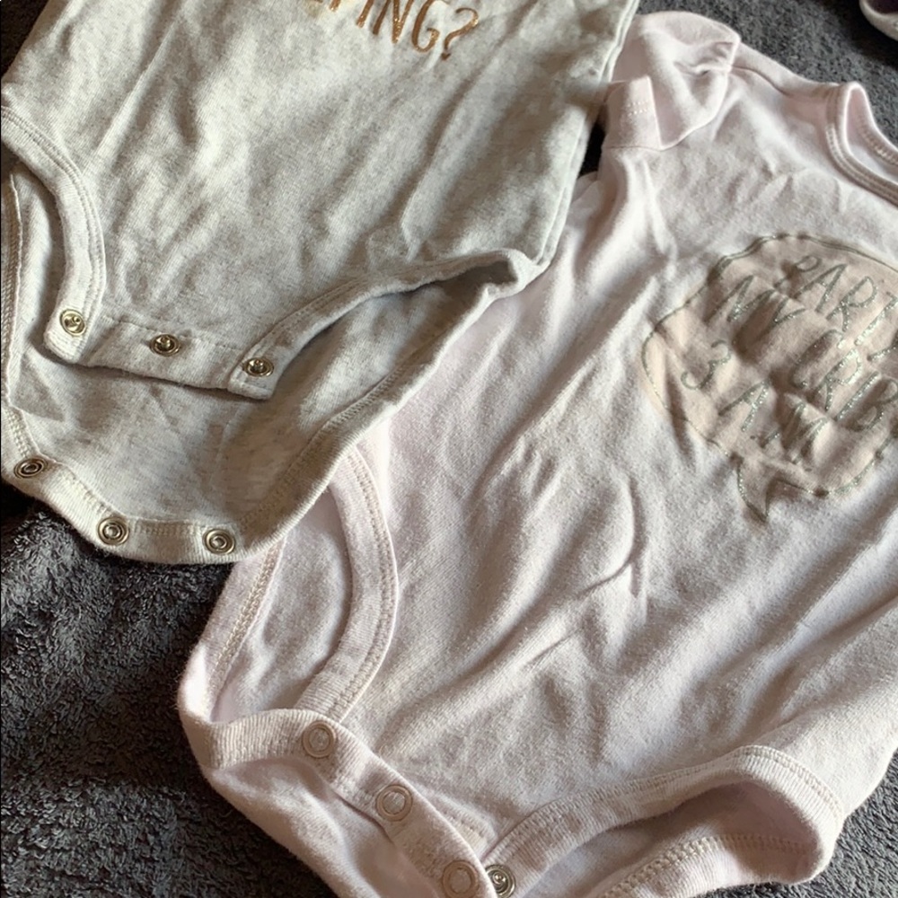 girls grey and pinks onesies - Picture 6 of 6